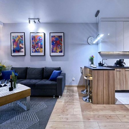 4Uapart-Apartment Suite Picasso Swinoujscie Bagian luar foto