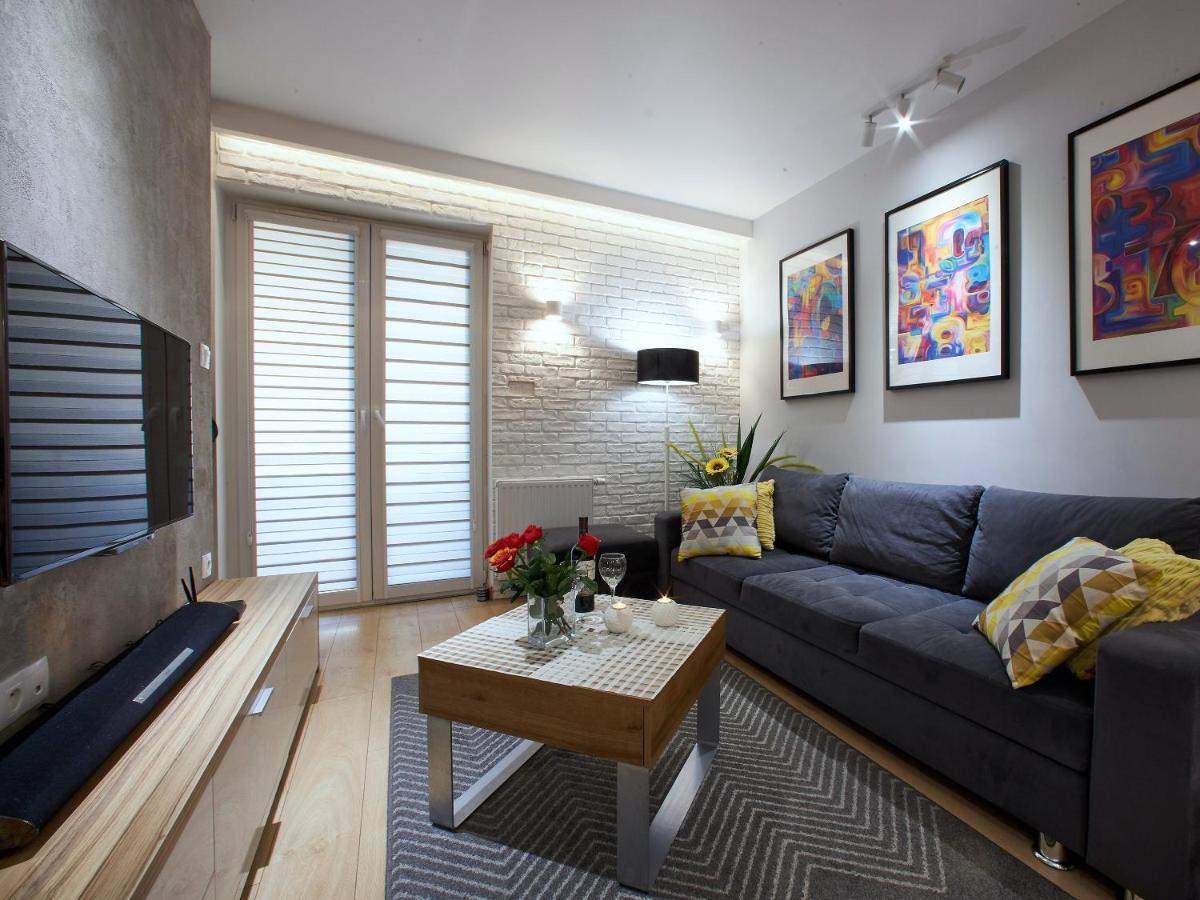 4Uapart-Apartment Suite Picasso Swinoujscie Bagian luar foto