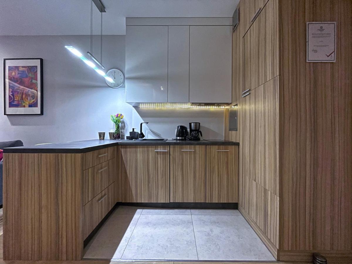4Uapart-Apartment Suite Picasso Swinoujscie Bagian luar foto