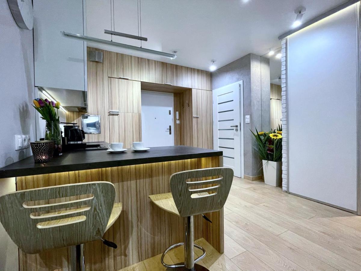4Uapart-Apartment Suite Picasso Swinoujscie Bagian luar foto