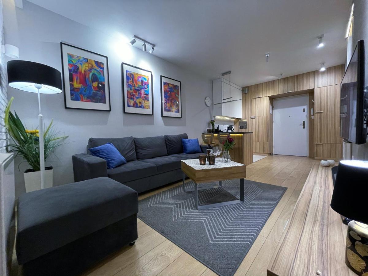 4Uapart-Apartment Suite Picasso Swinoujscie Bagian luar foto