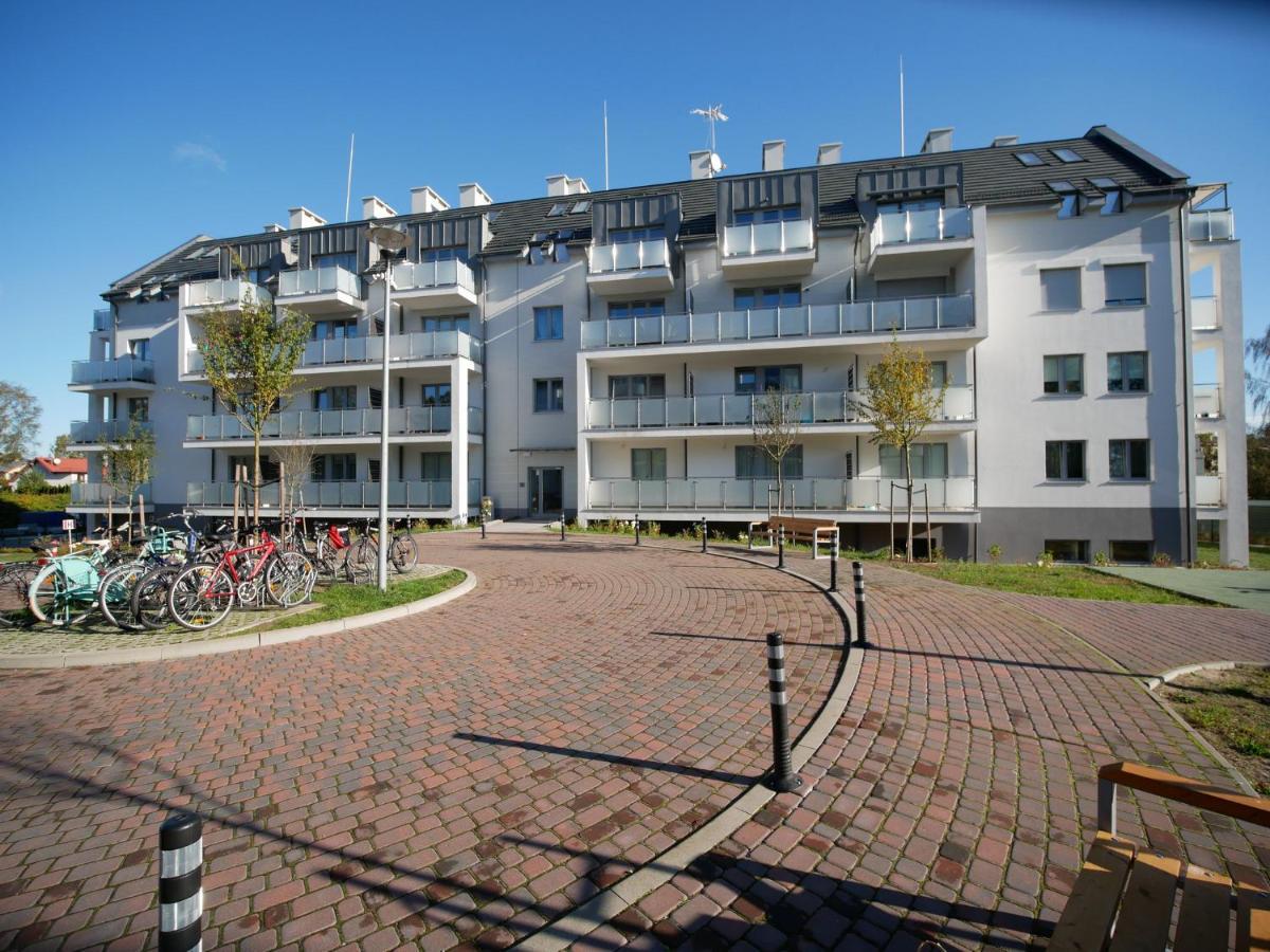 4Uapart-Apartment Suite Picasso Swinoujscie Bagian luar foto